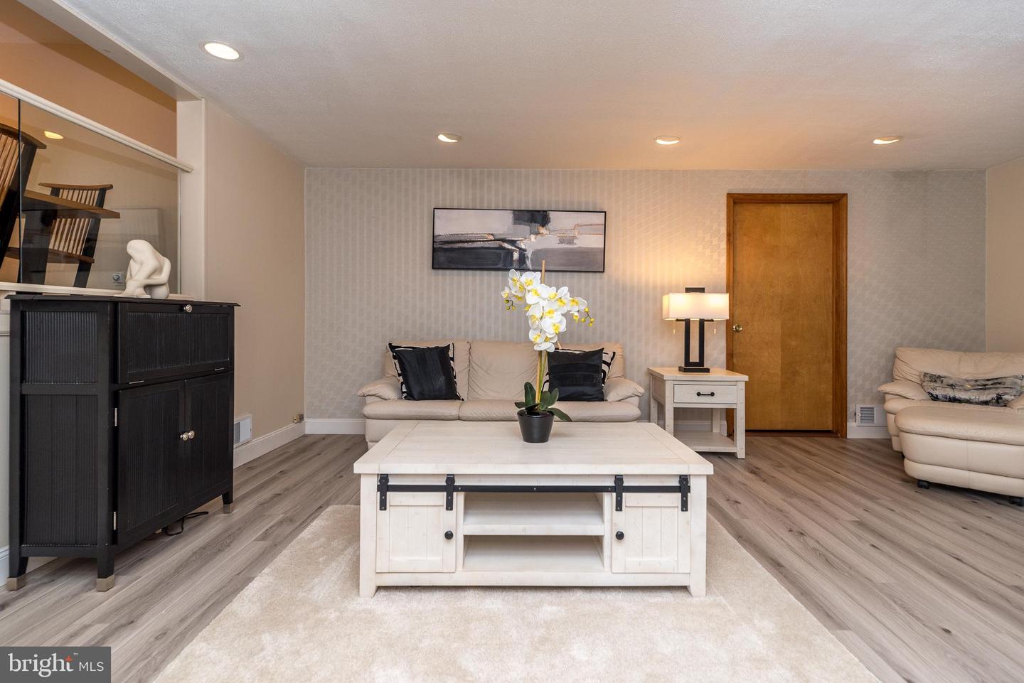 1751 Pulaski Dr
