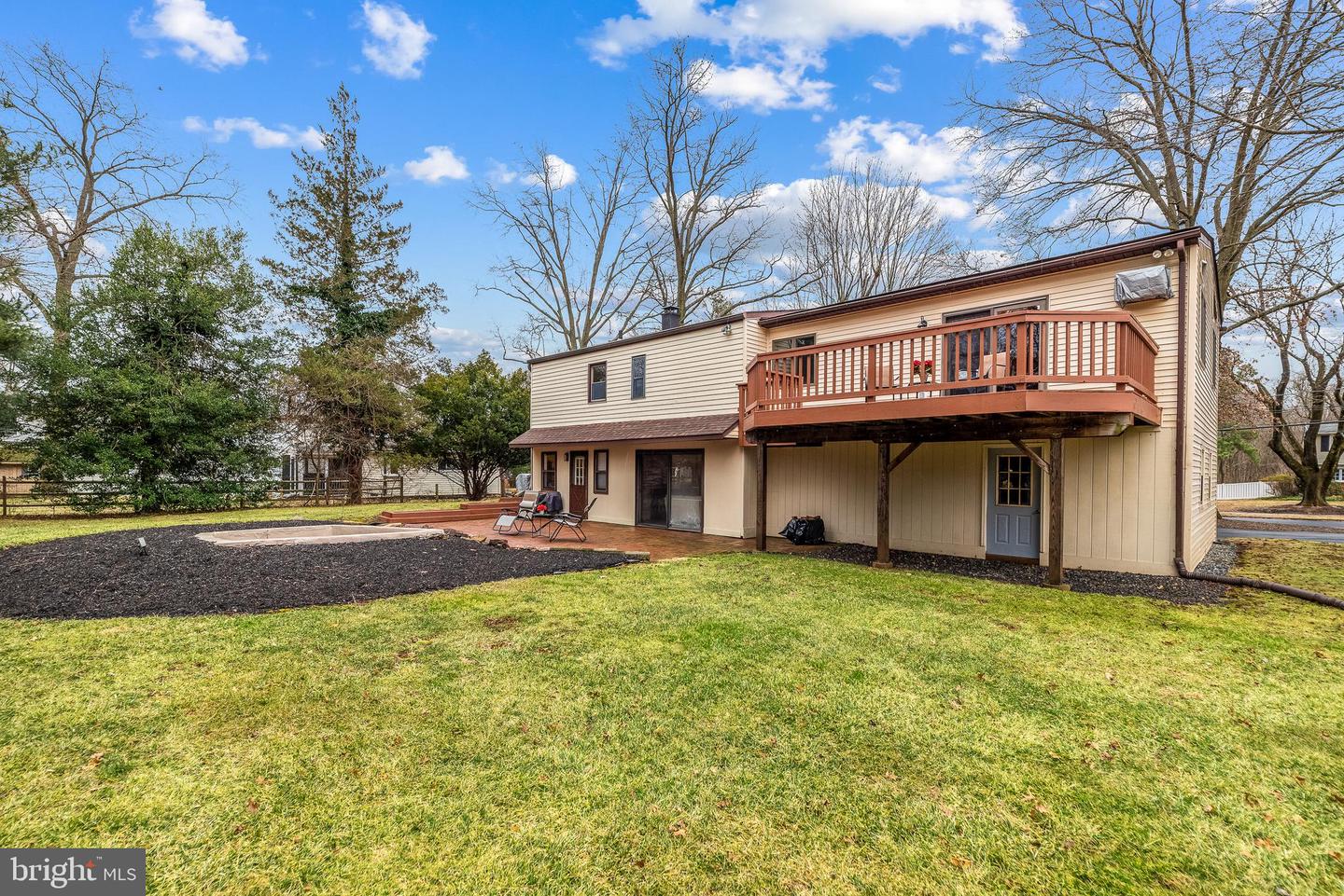 1751 Pulaski Dr