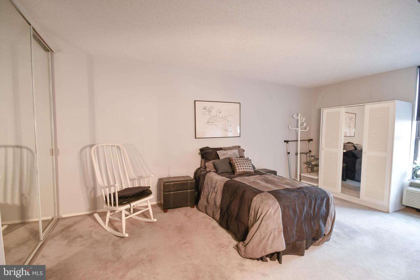 666 W Germantown Pike #1316