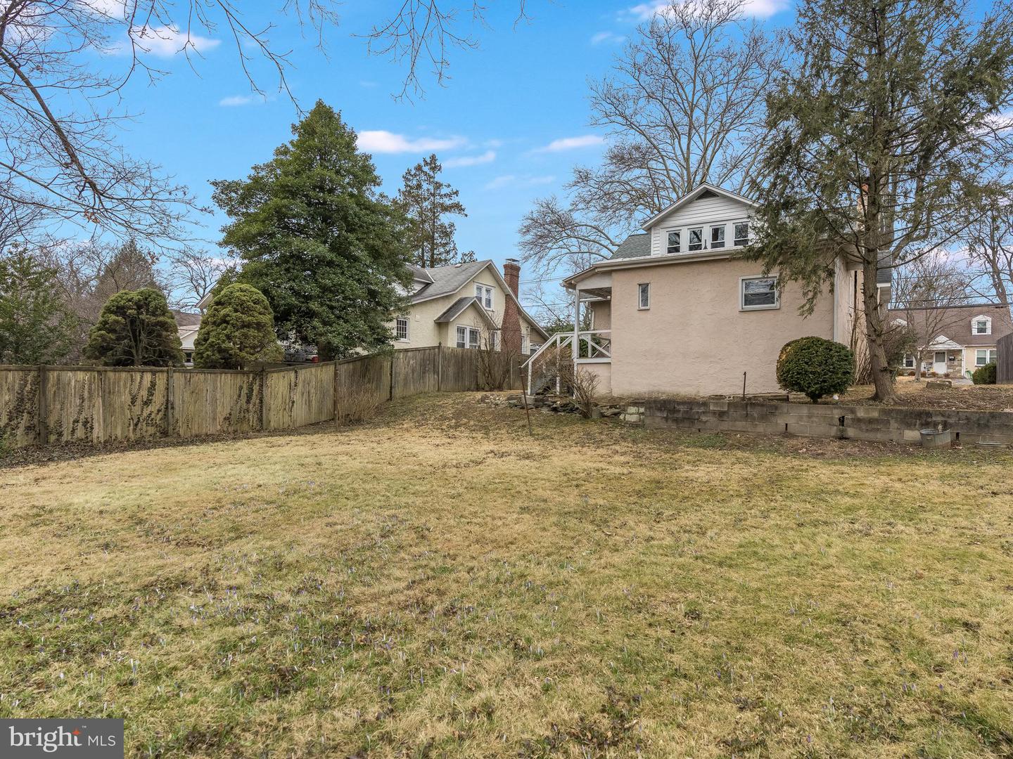 404 Tennis Ave