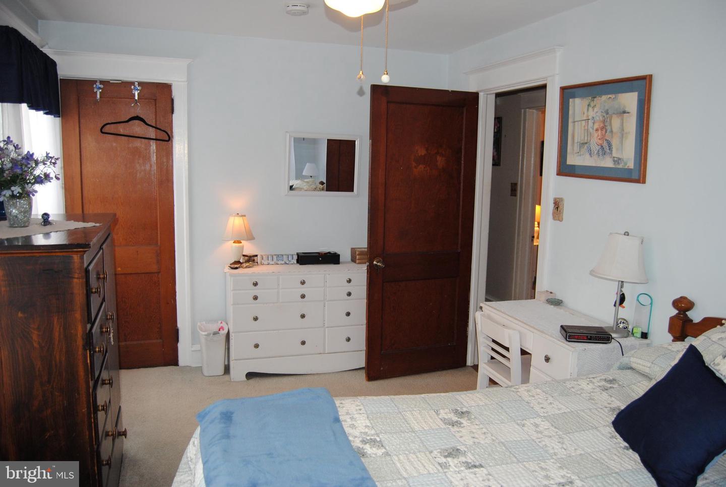 28 Oakdale Ave