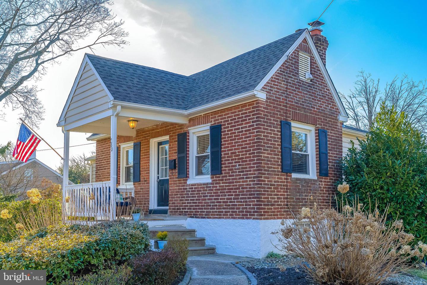 780 Central Ave
