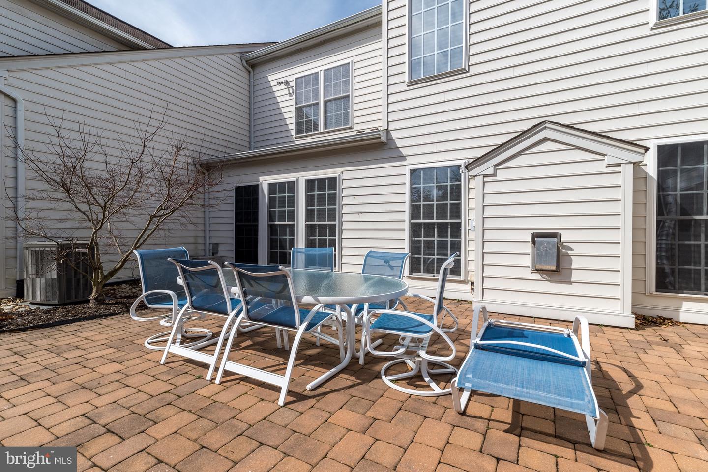 335 Primrose Dr