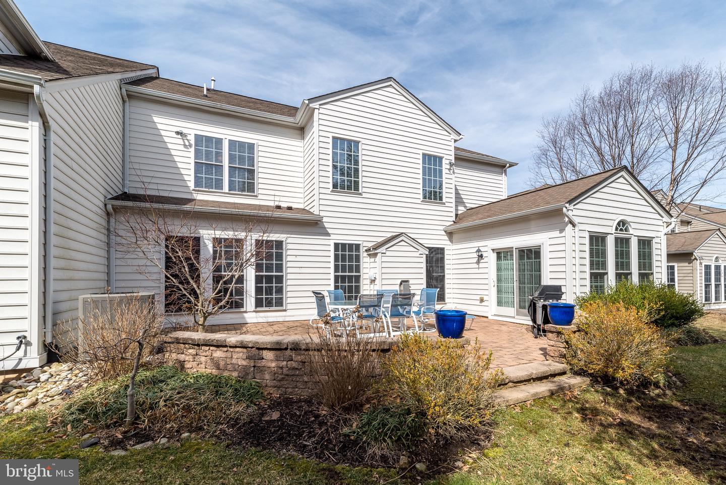 335 Primrose Dr