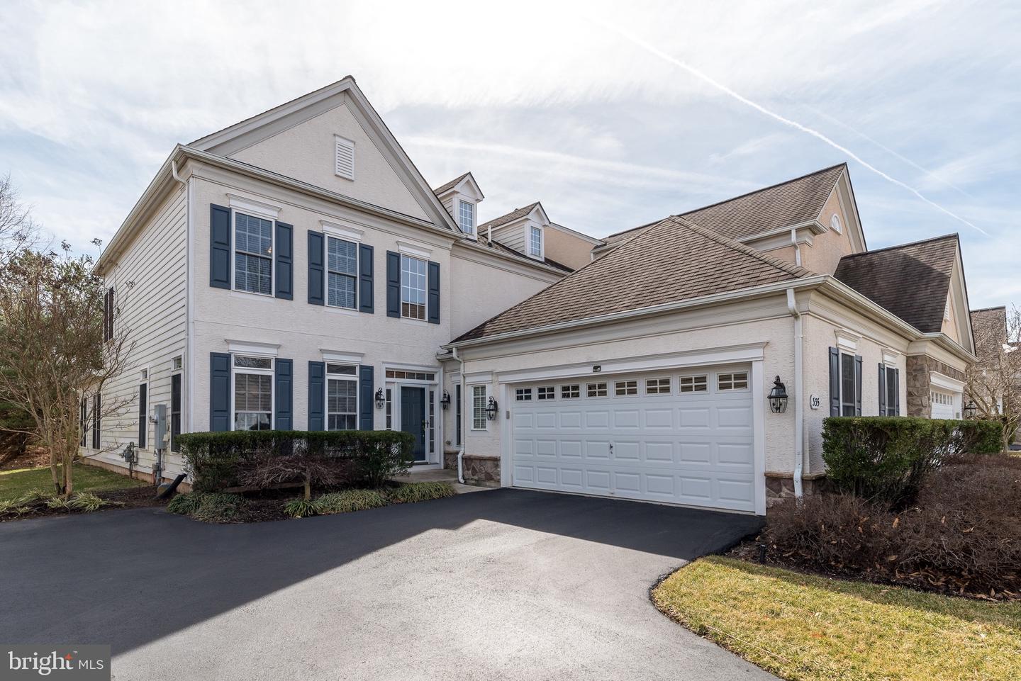 335 Primrose Dr