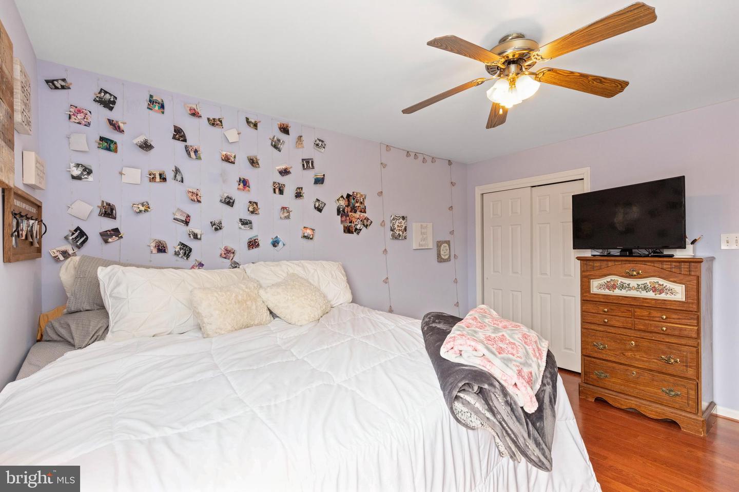 2262 Locust Dr