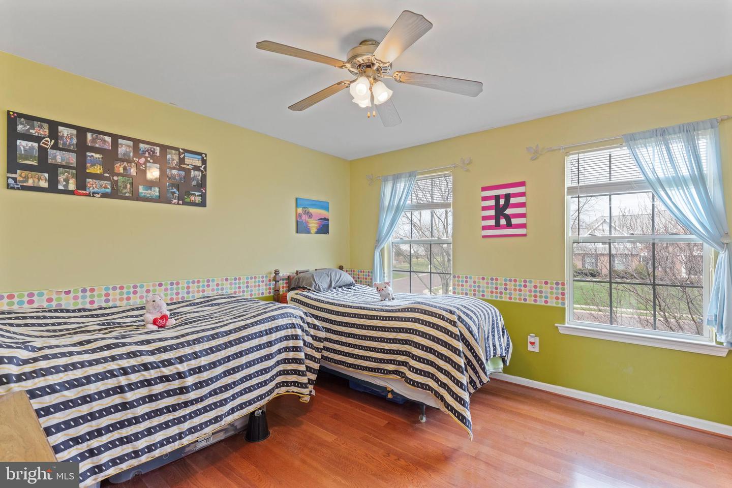 2262 Locust Dr