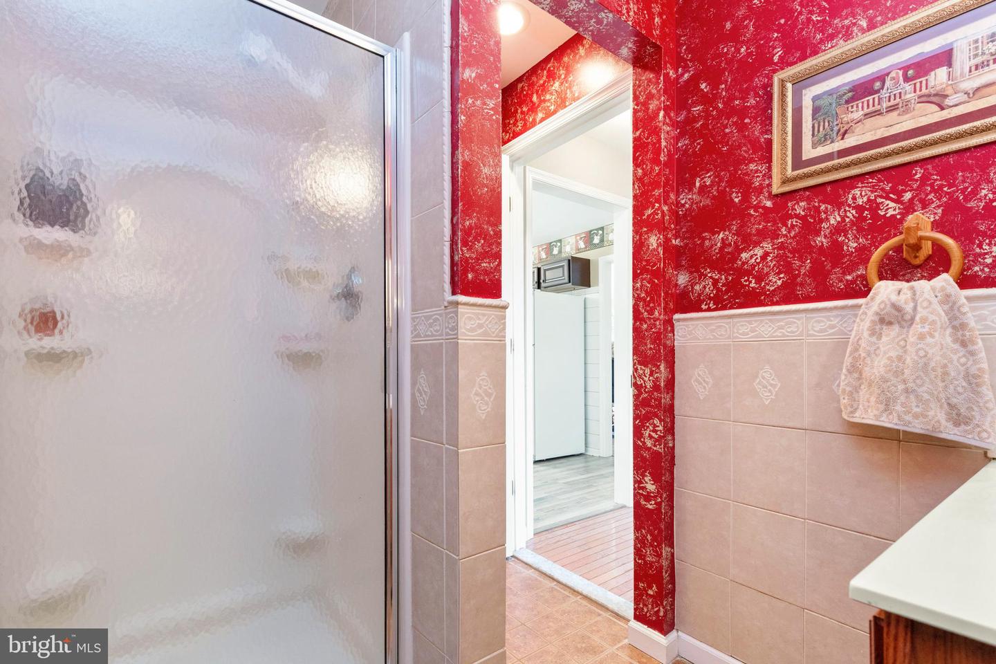 2262 Locust Dr