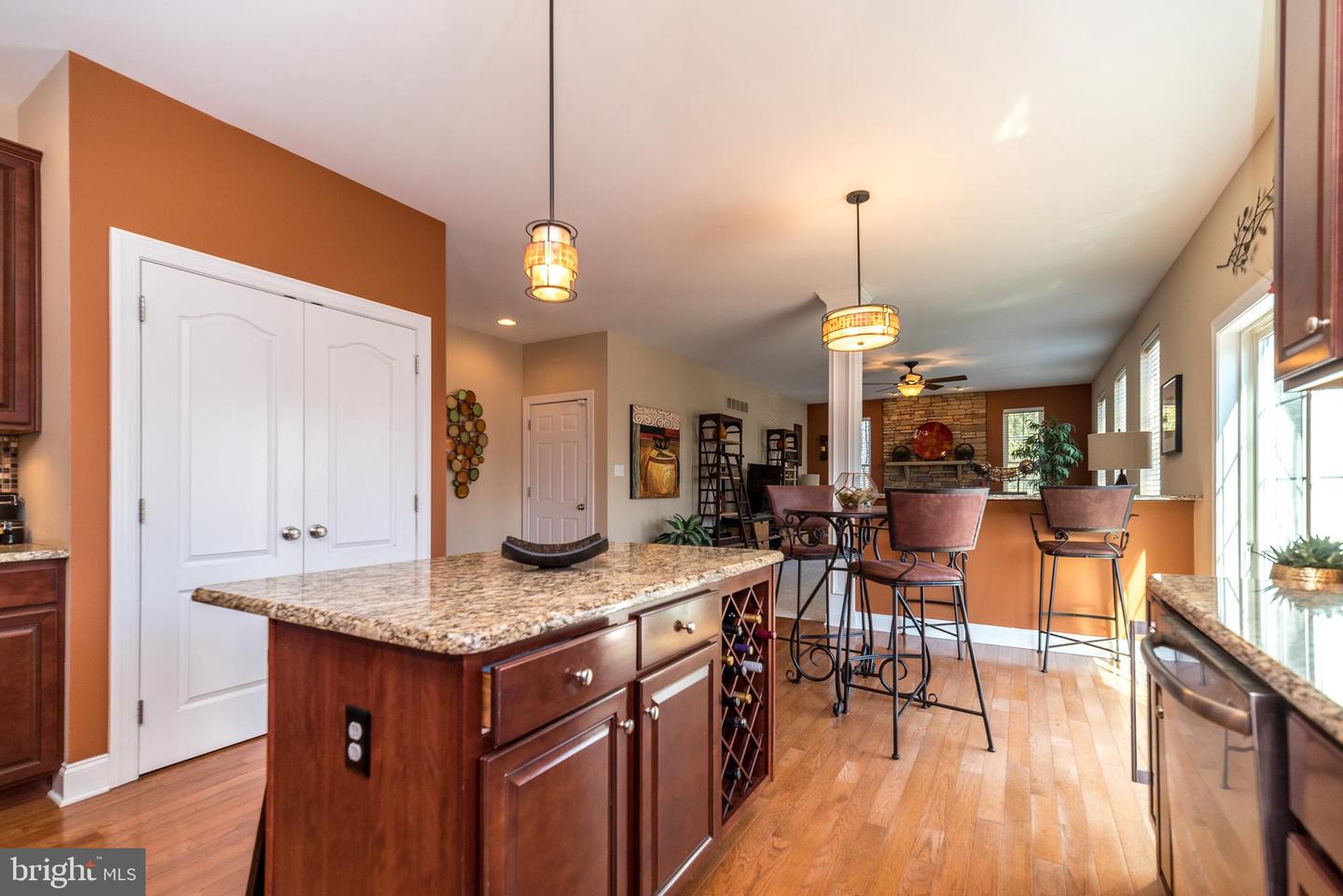 2120 Hudnut Rd