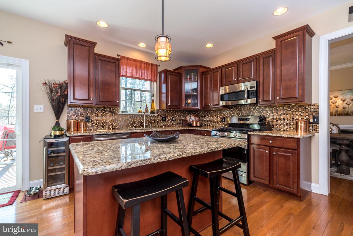 2120 Hudnut Rd