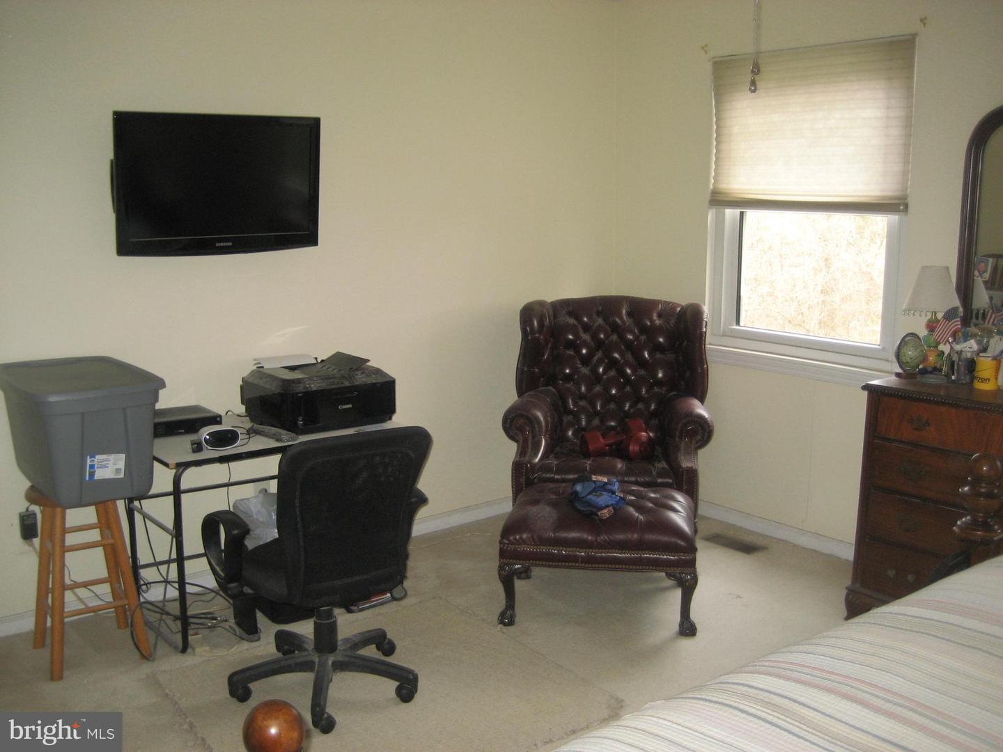 18 Ramsgate Ct #215 U-18
