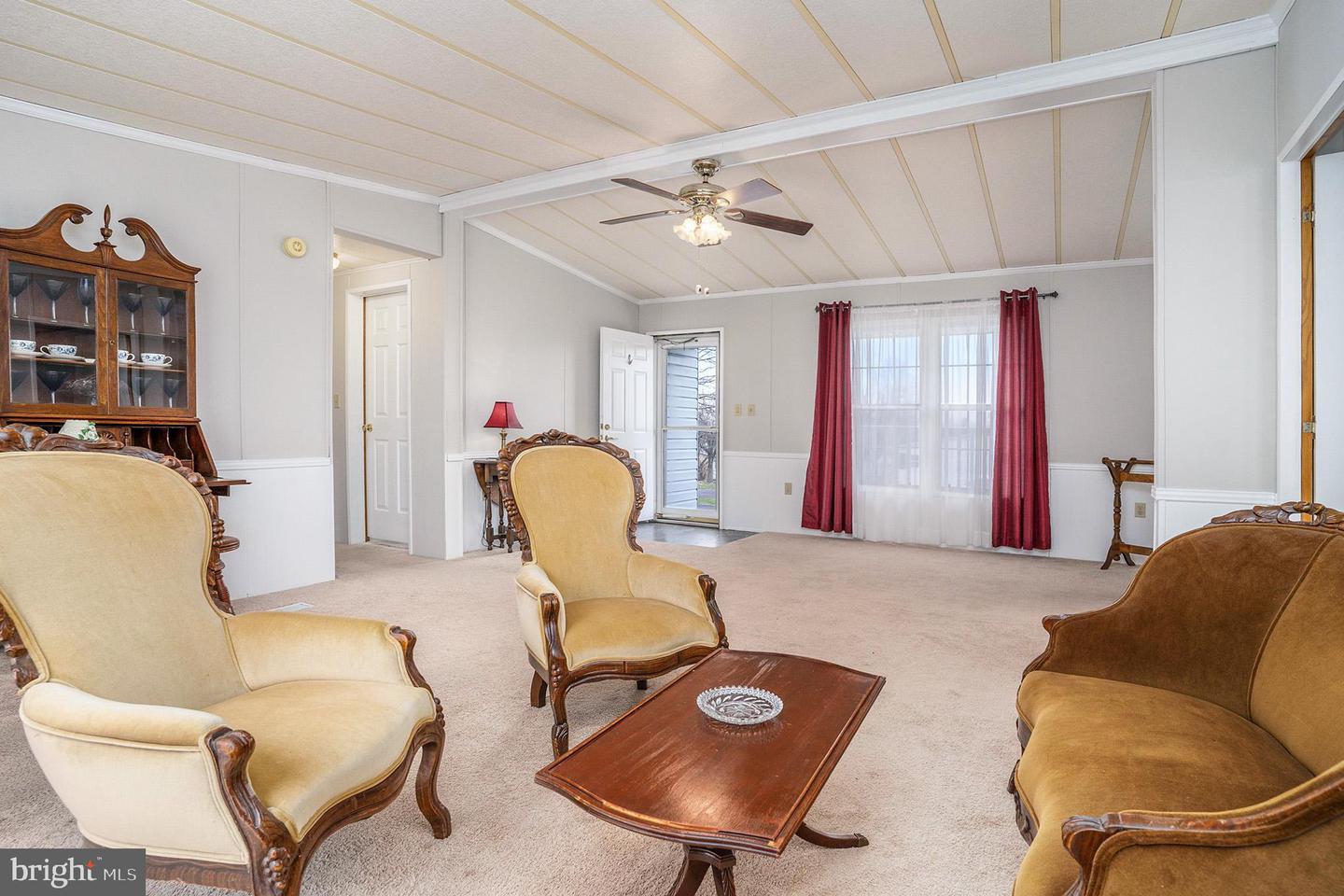 116 Deerfield Dr
