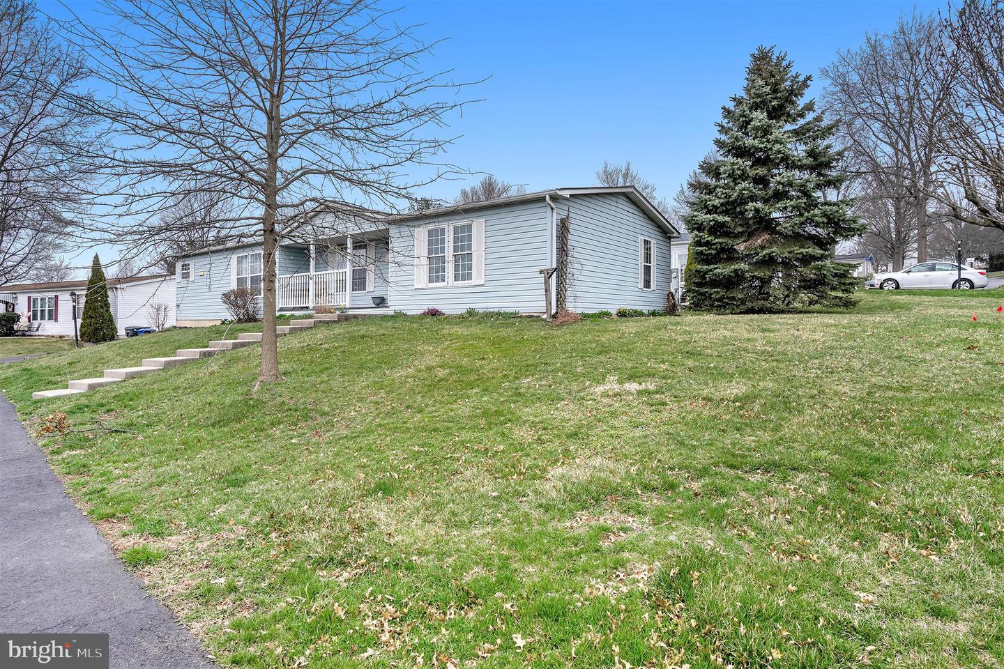 116 Deerfield Dr