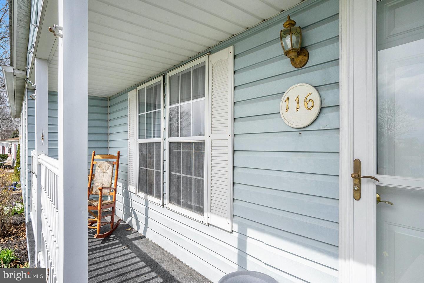 116 Deerfield Dr