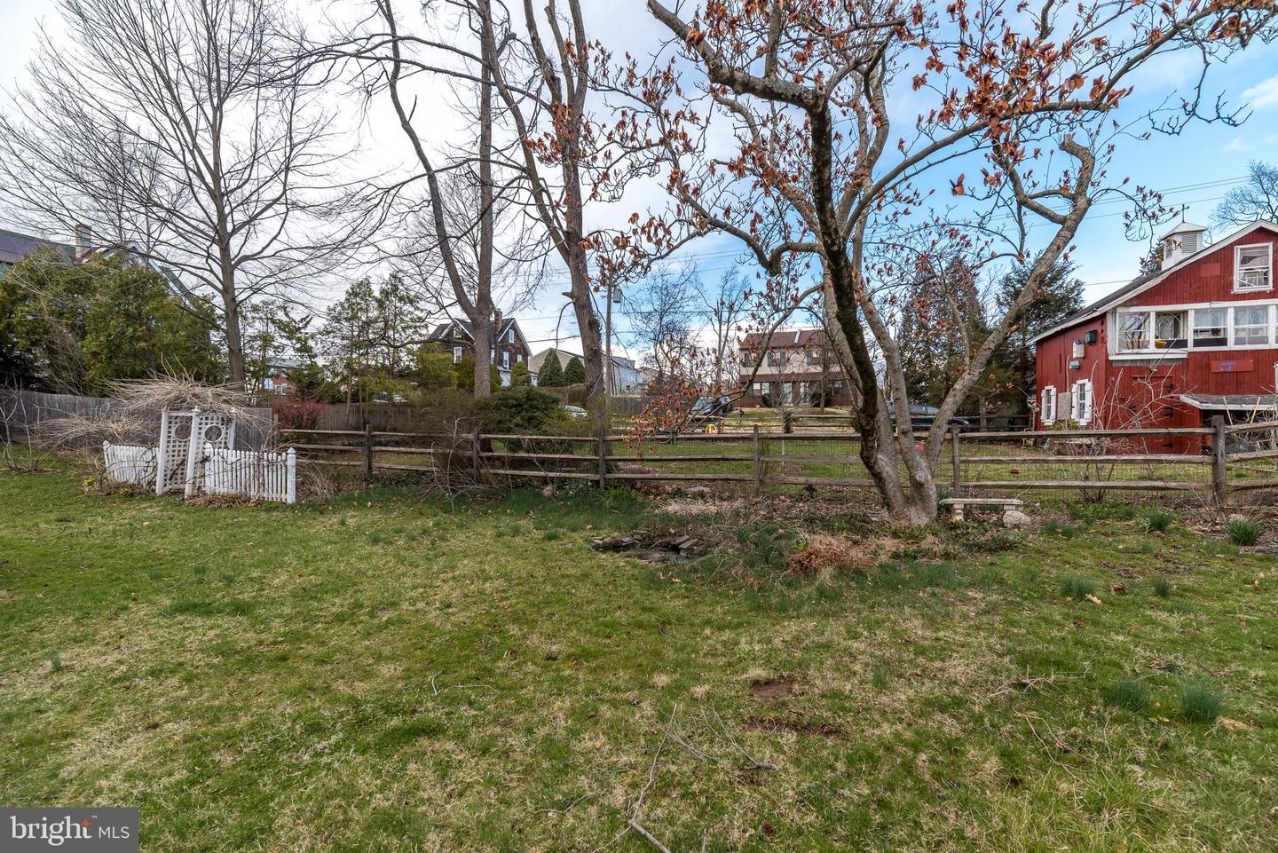 321 Ave