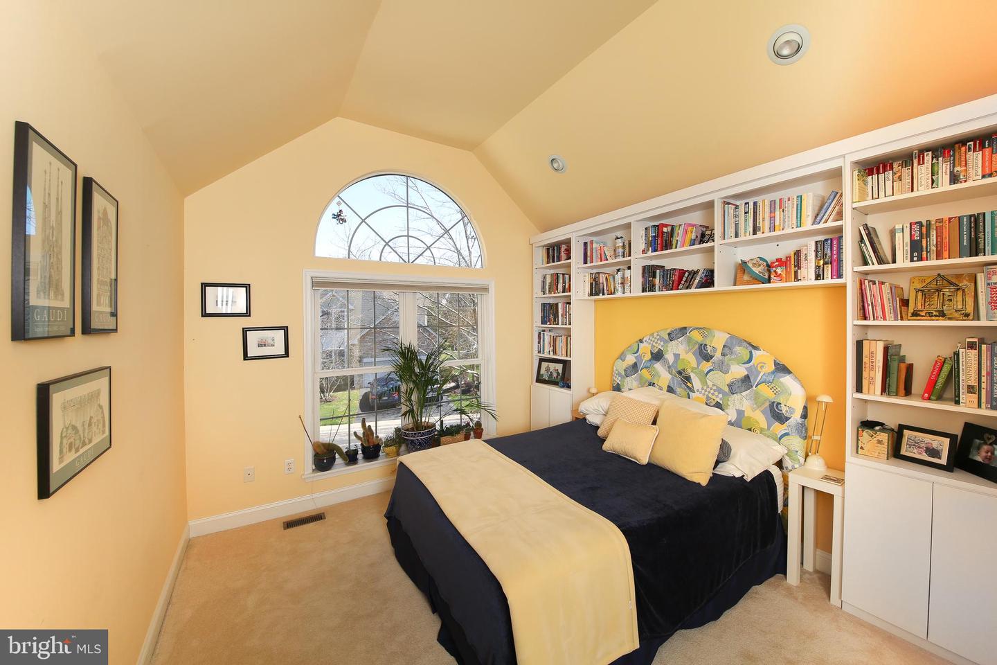109 Birkdale Dr
