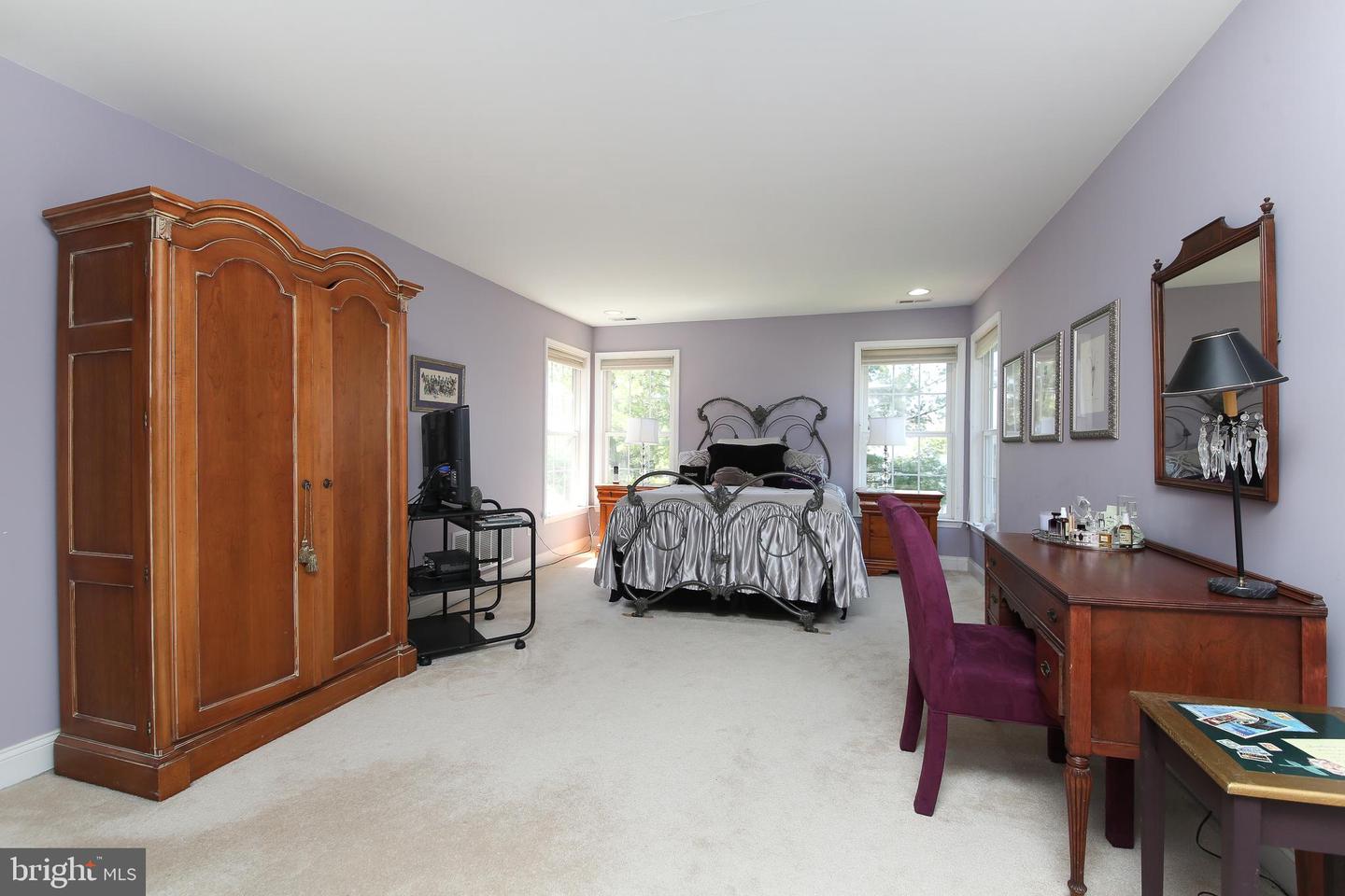 109 Birkdale Dr