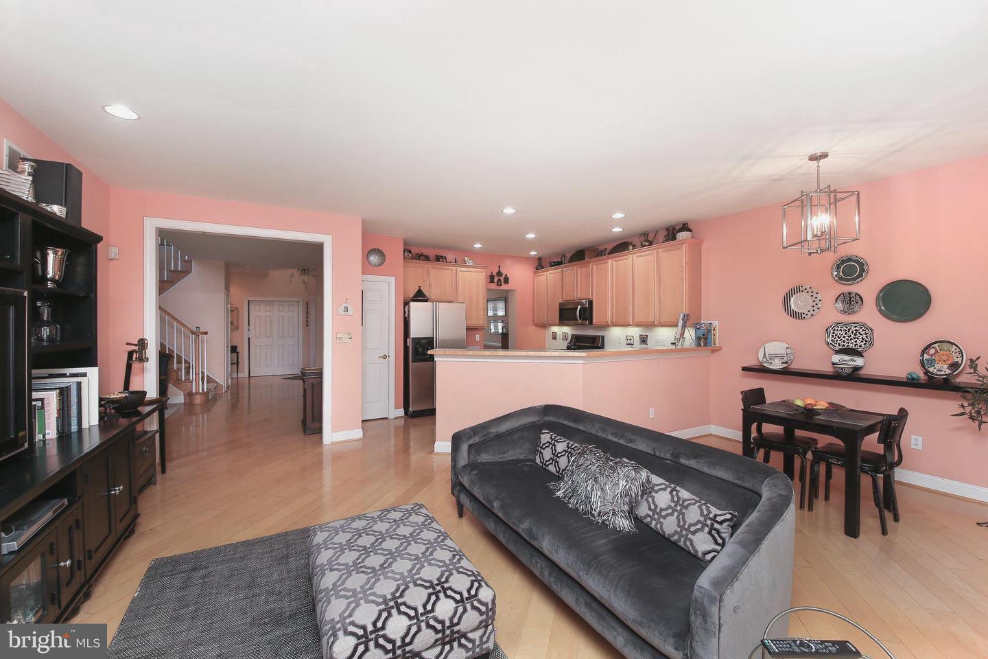 109 Birkdale Dr
