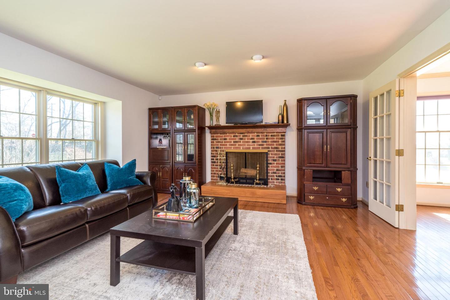1616 Holly Hill Ln