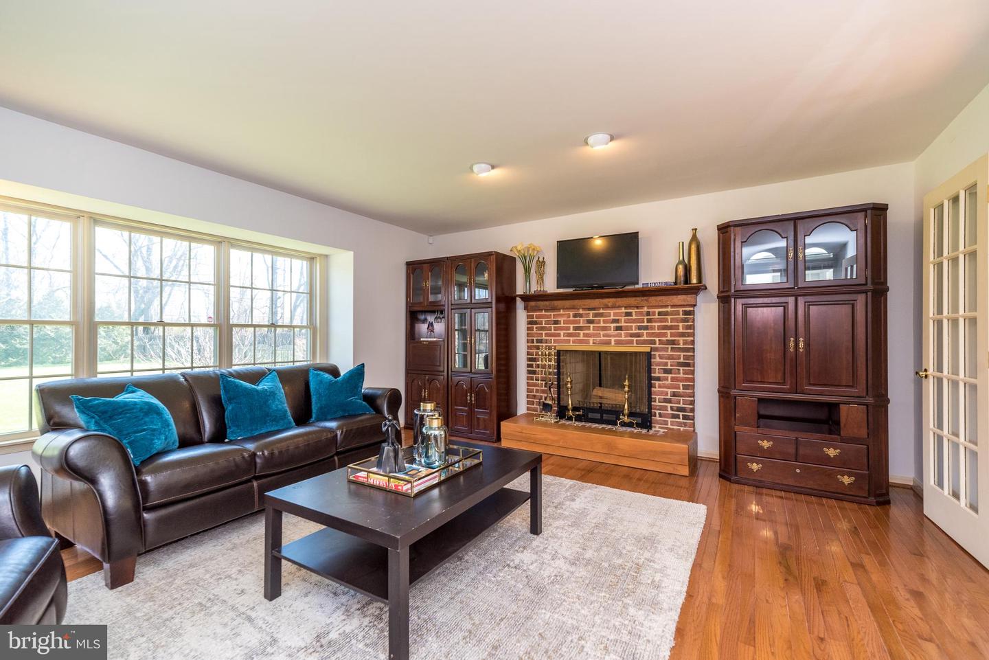 1616 Holly Hill Ln