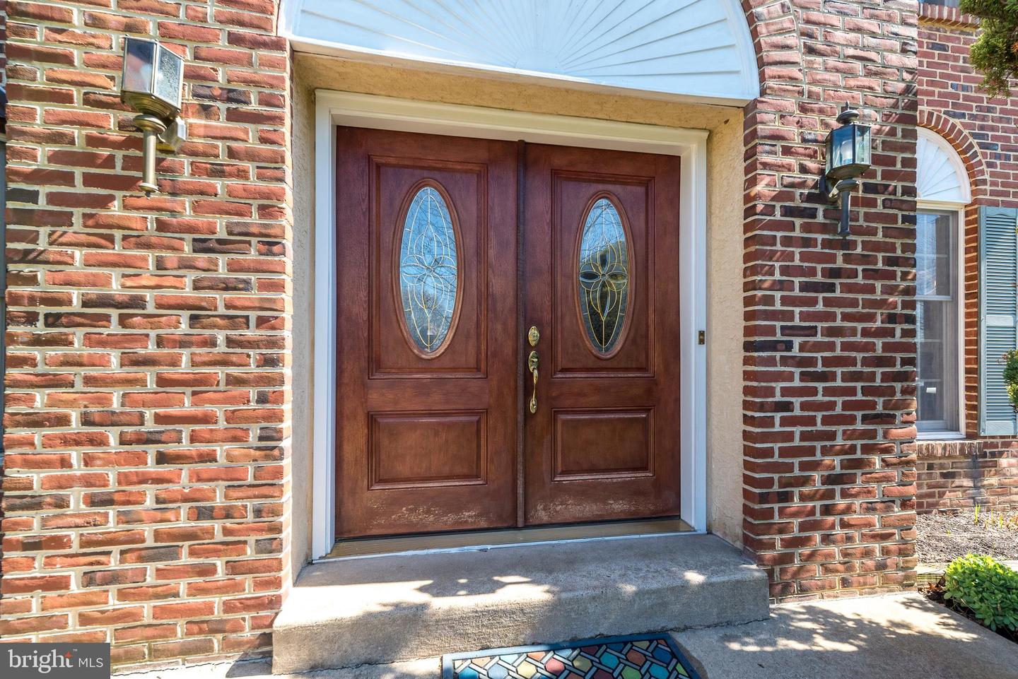 1616 Holly Hill Ln