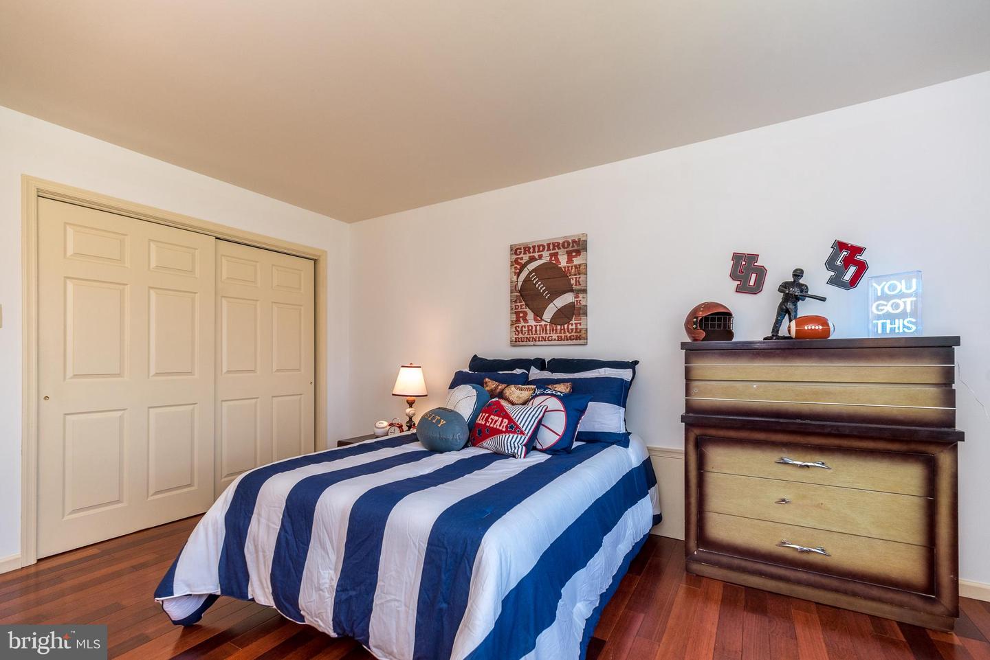 1616 Holly Hill Ln
