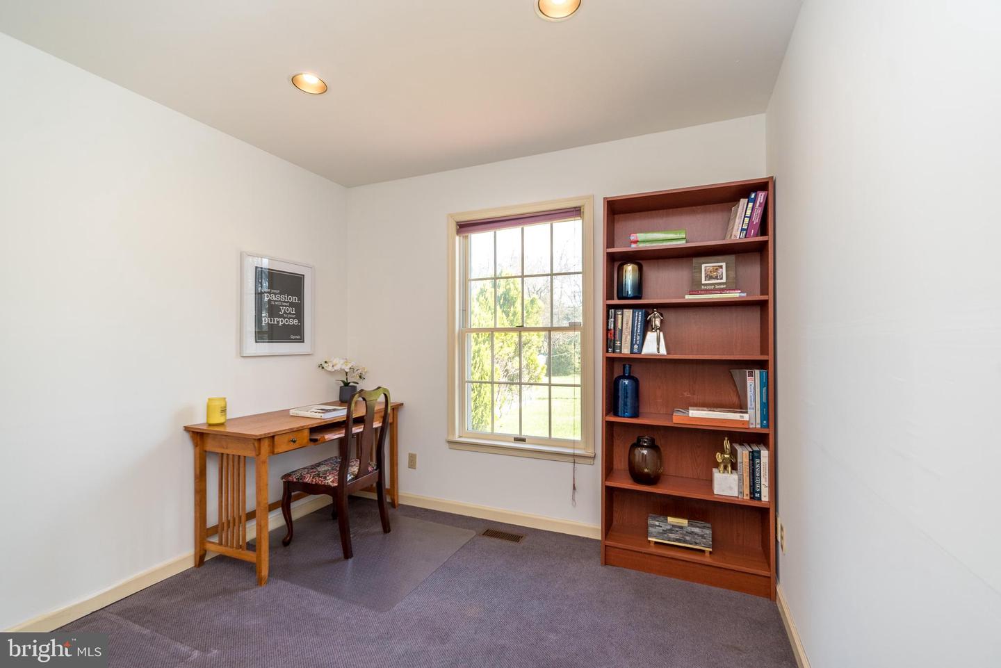 1616 Holly Hill Ln