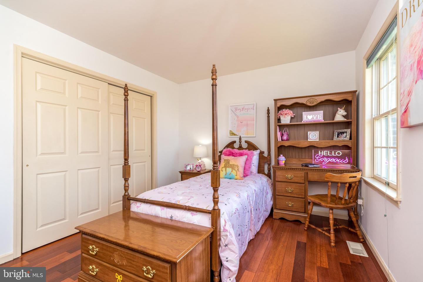 1616 Holly Hill Ln