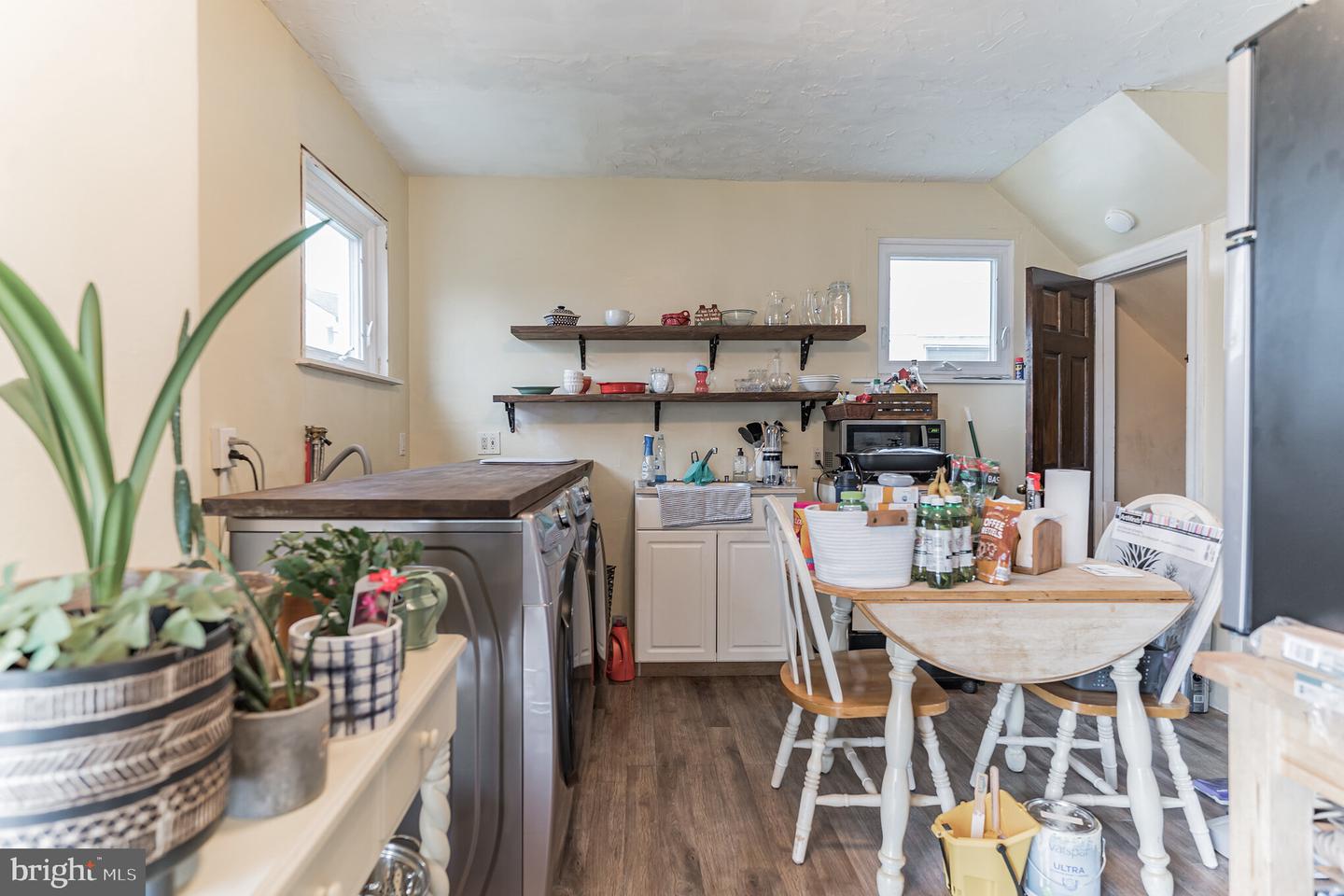 2342 Jenkintown Rd