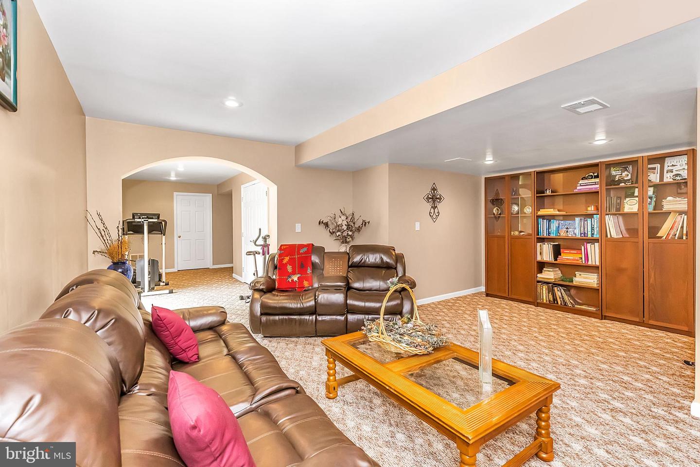 103 Matthew Dr