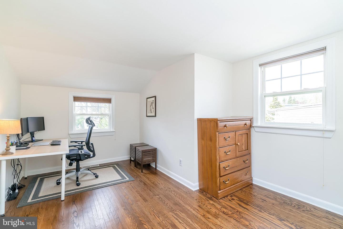 411 Haywood Rd