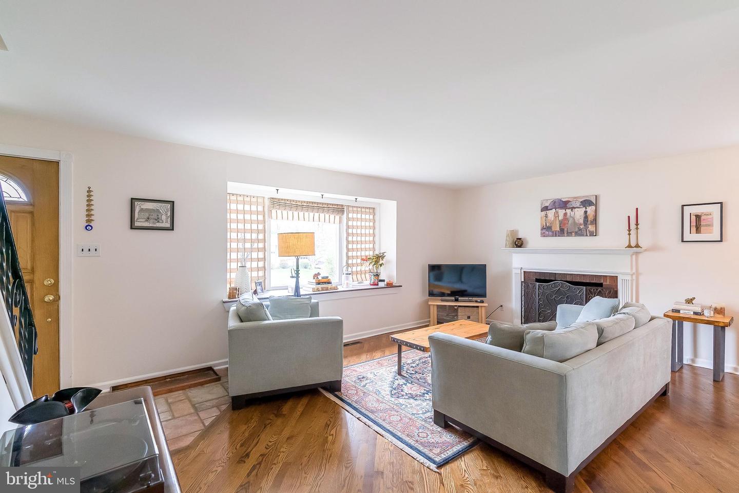 411 Haywood Rd