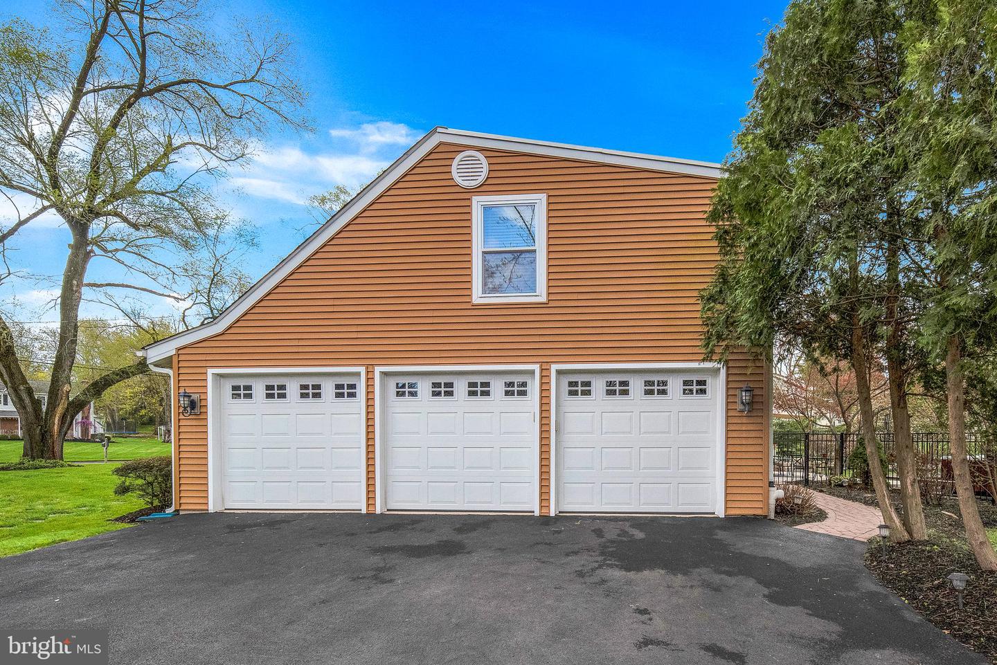1503 Dublin Rd