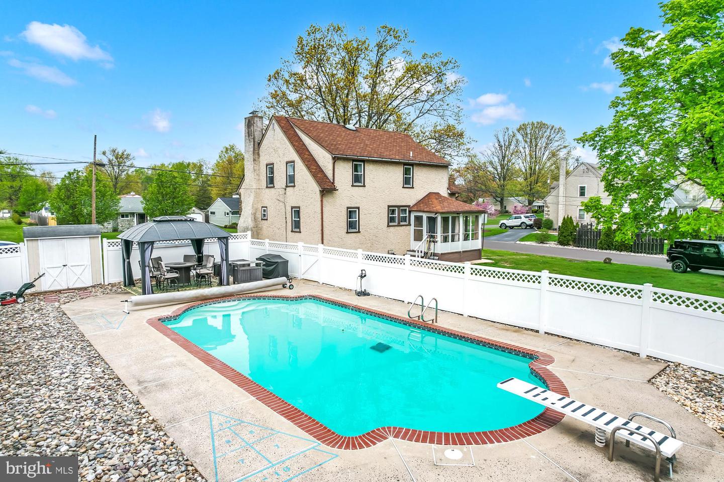 121 Oak Park Rd