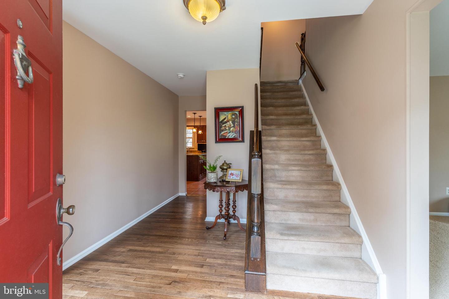 1382 Bell Ln