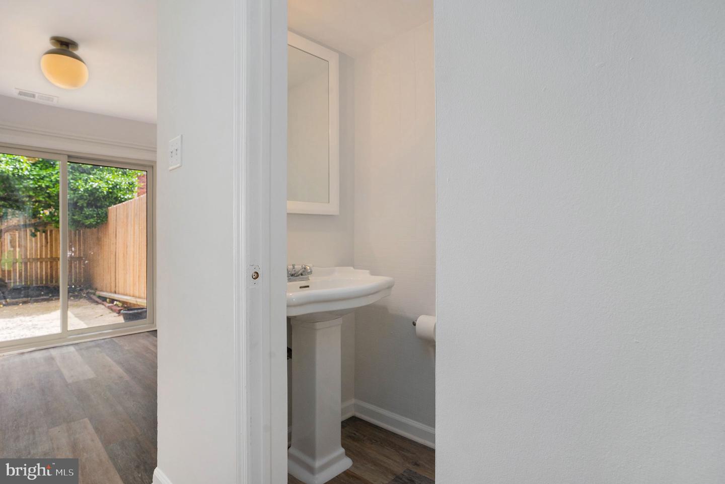 152 Albemarle Dr
