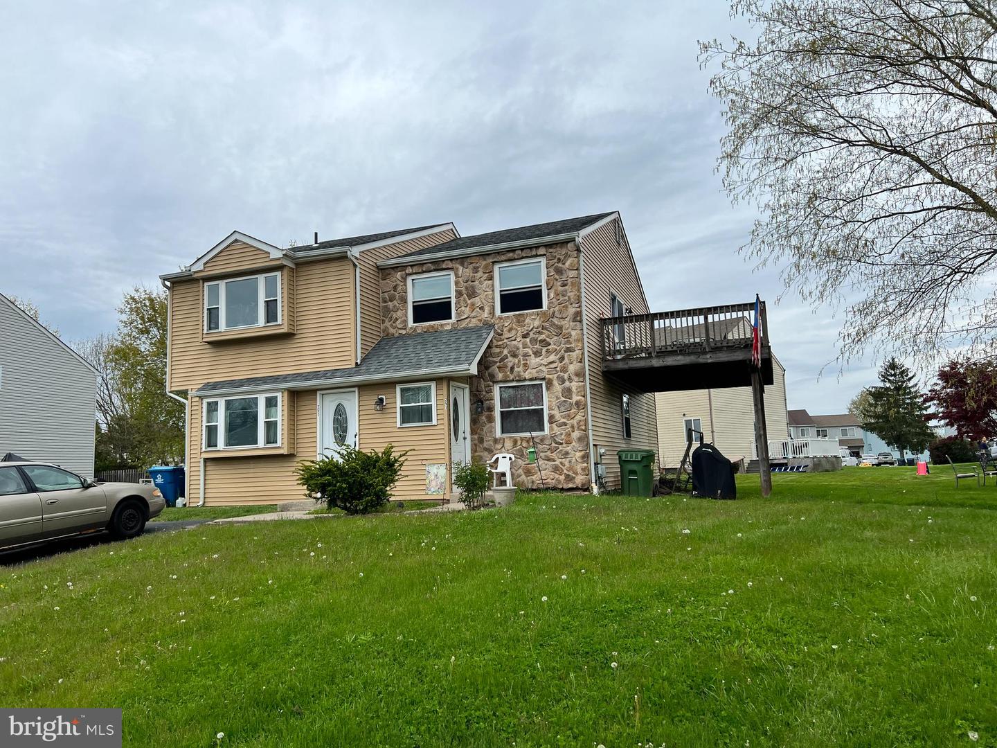 253 Shirley Dr