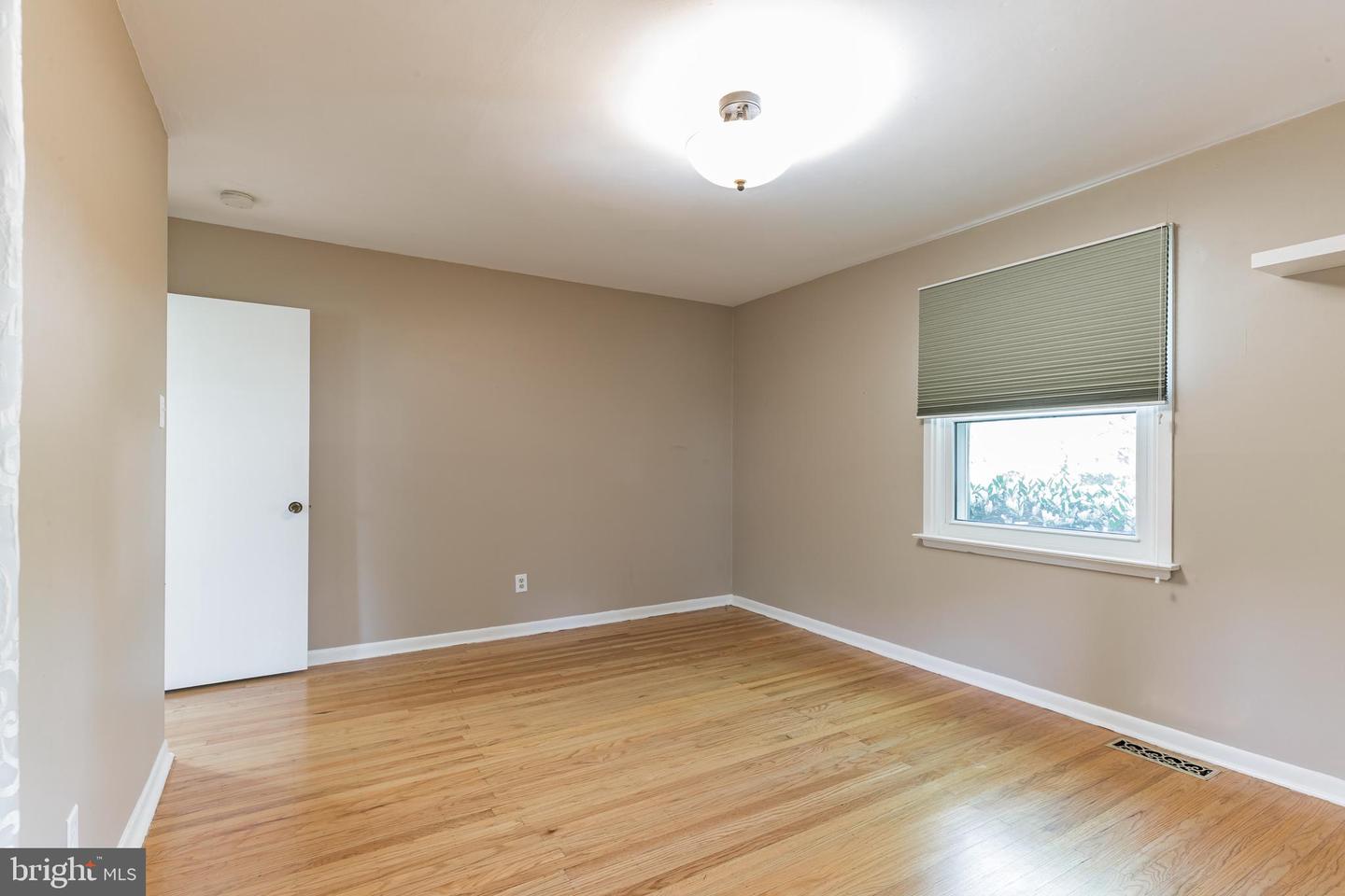 216 Mill Rd