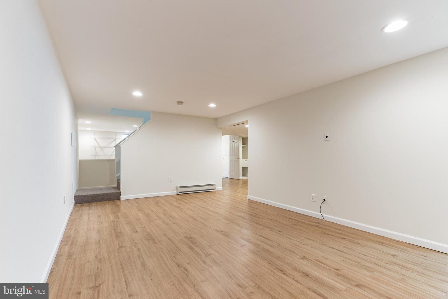216 Mill Rd