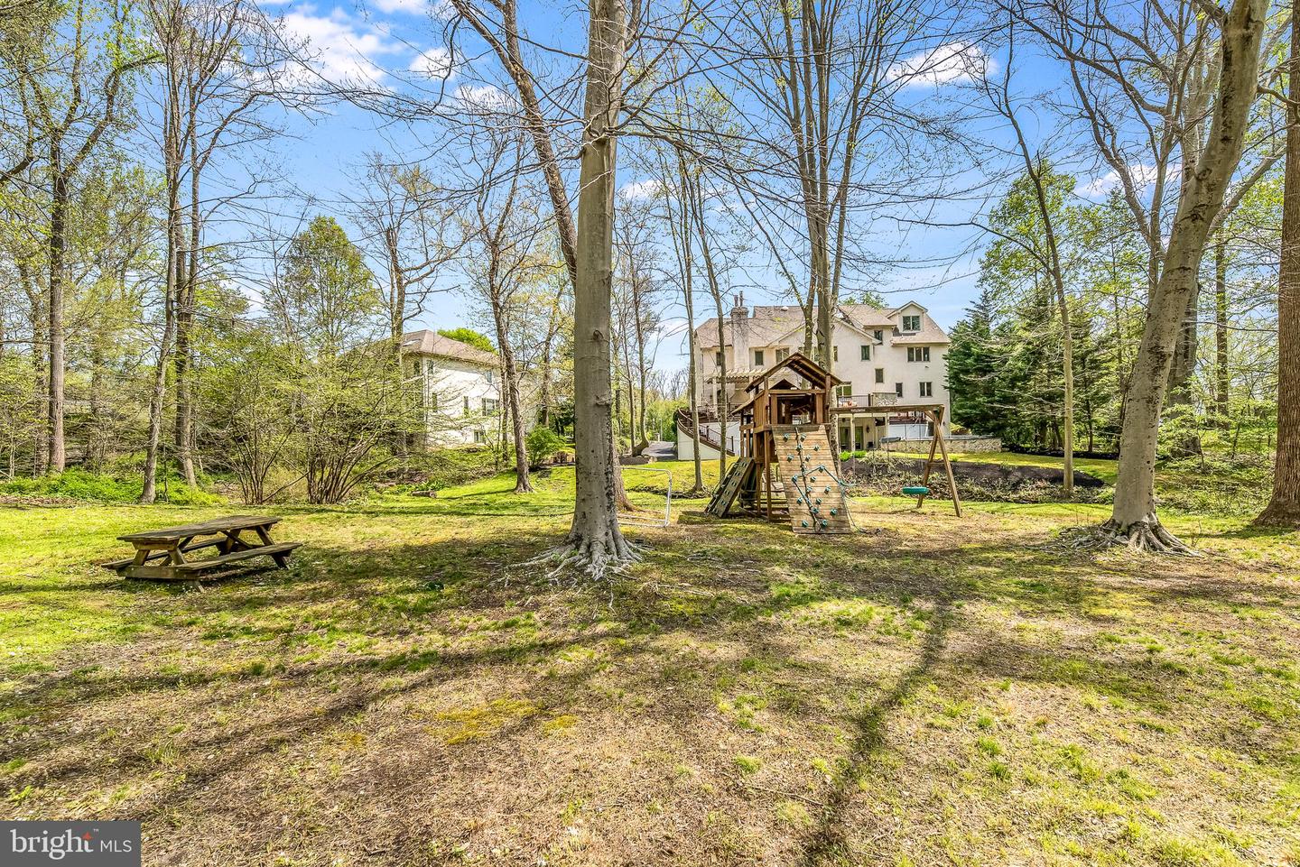 1665 Tuckerstown Rd