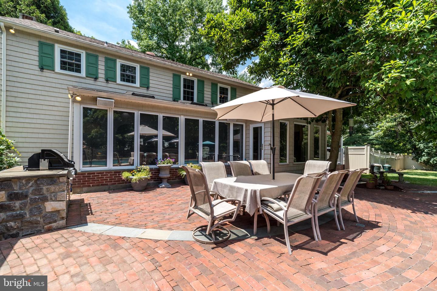 3 Sycamore Ln