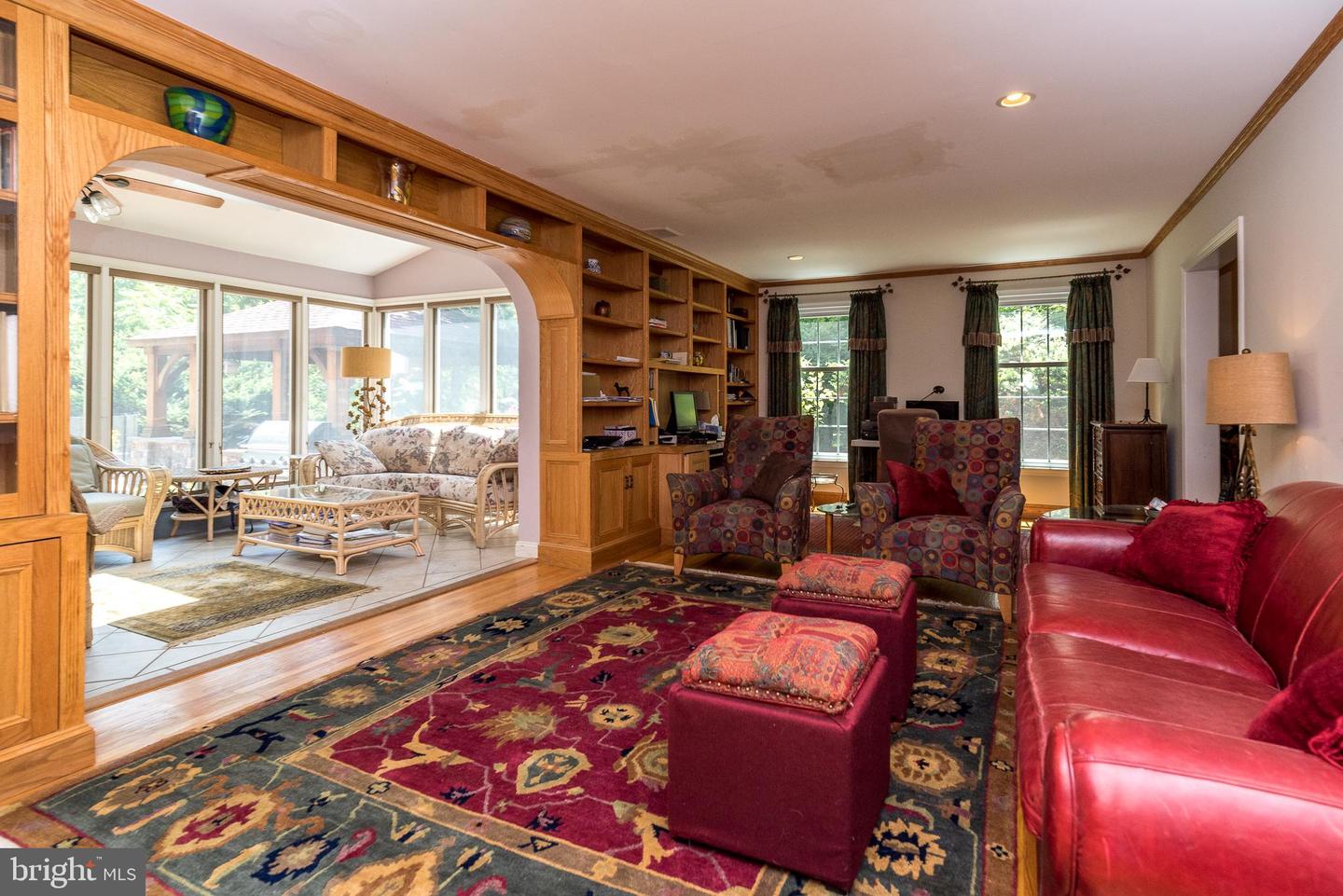 3 Sycamore Ln