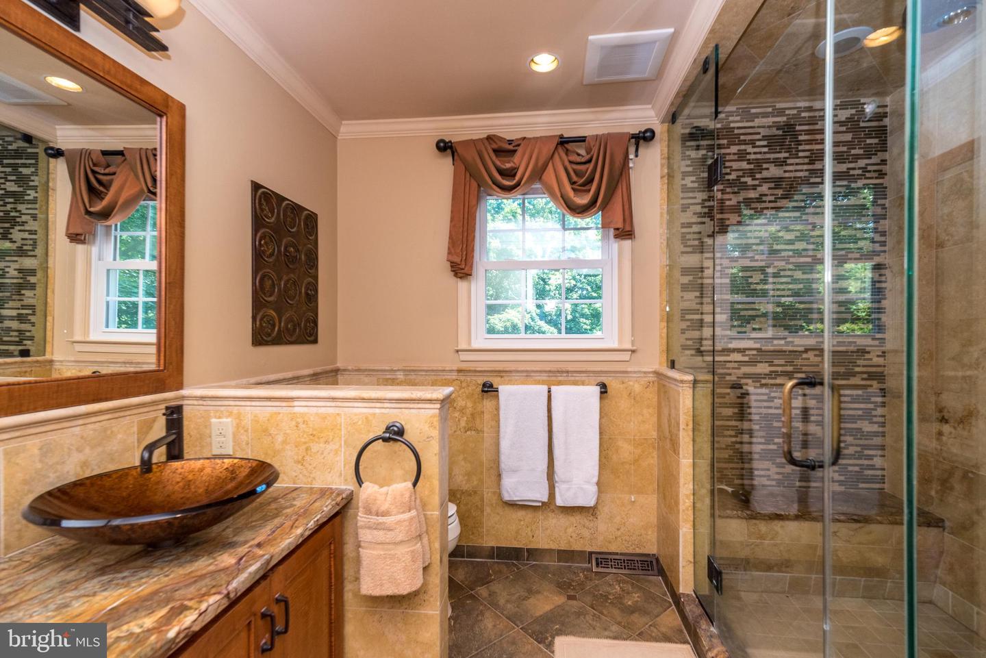 3 Sycamore Ln