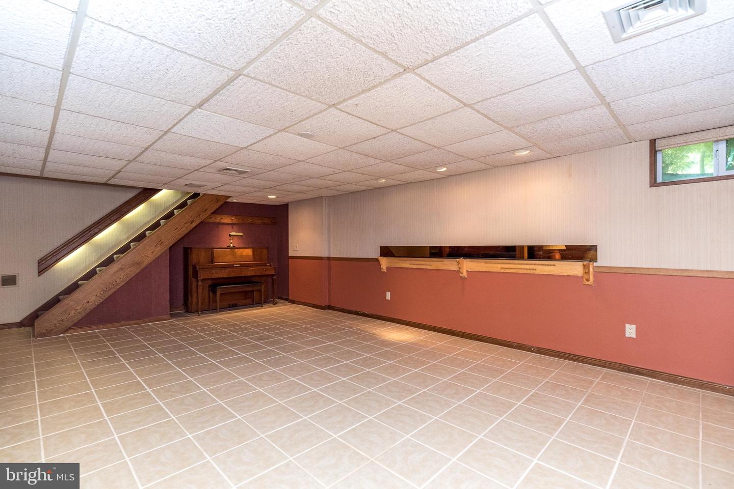 3 Sycamore Ln