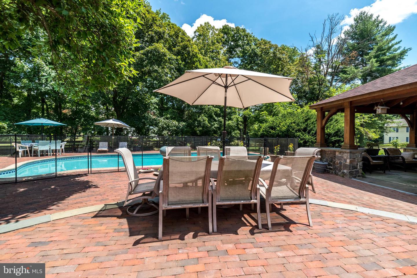 3 Sycamore Ln
