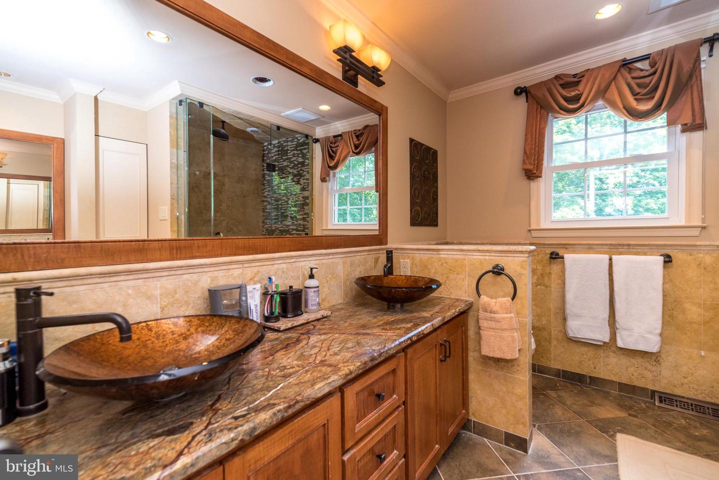 3 Sycamore Ln