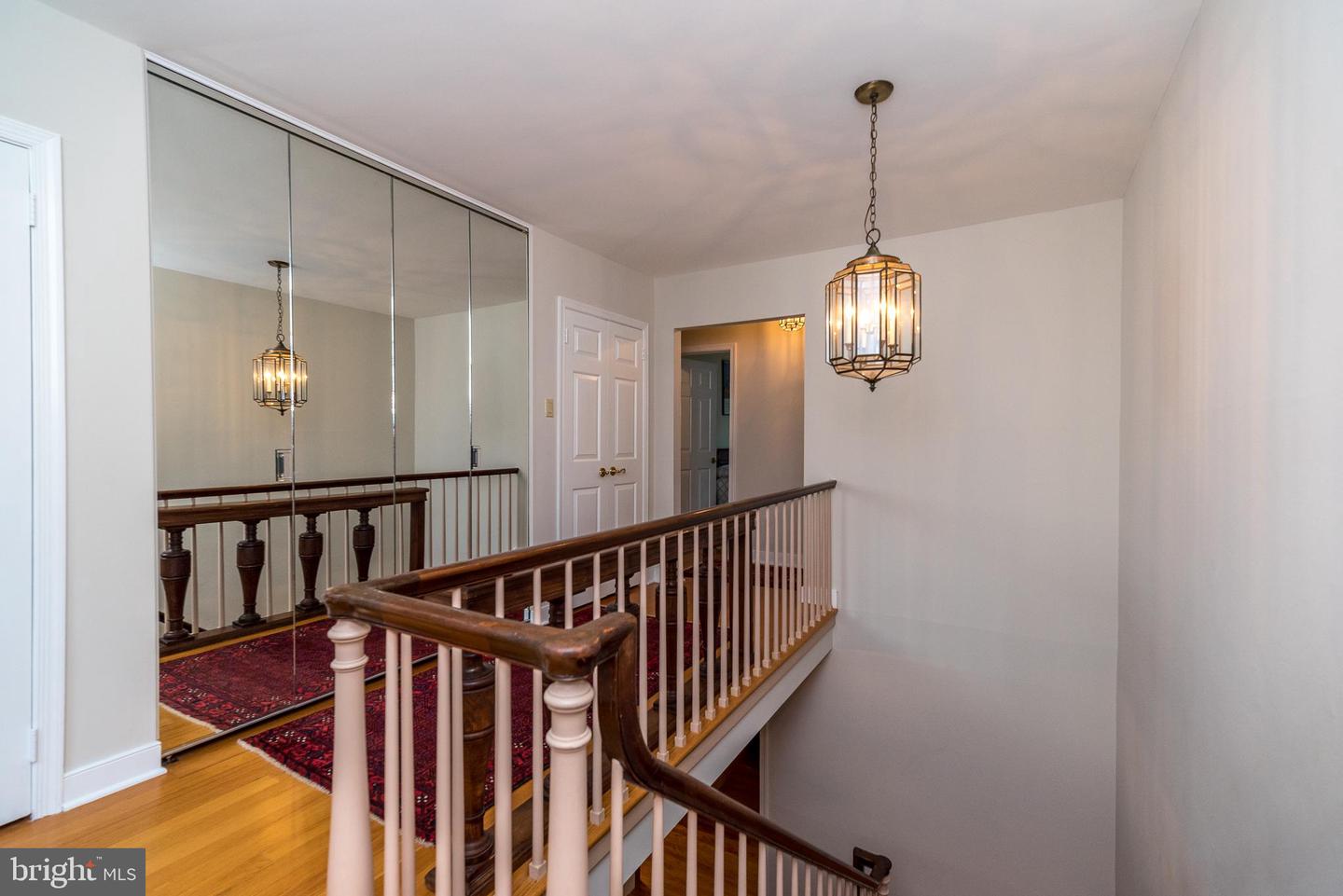 3 Sycamore Ln