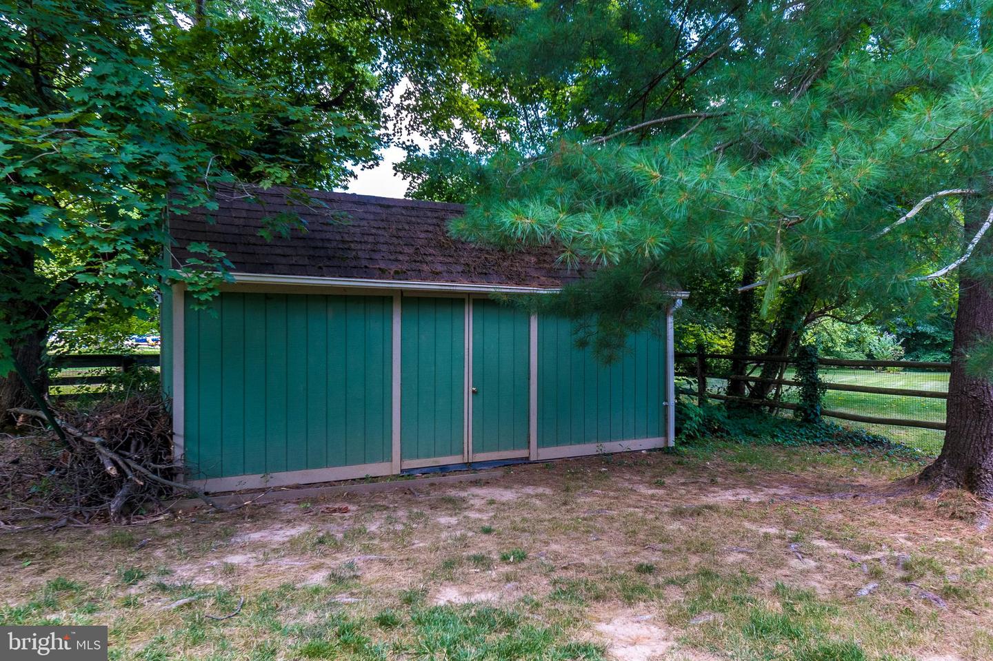 3 Sycamore Ln