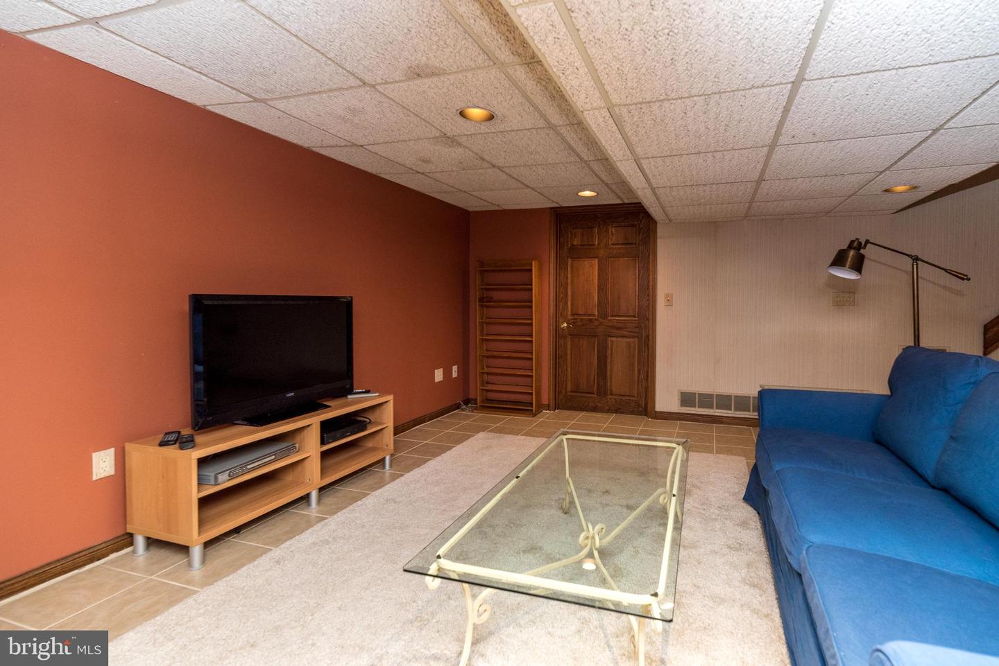 3 Sycamore Ln