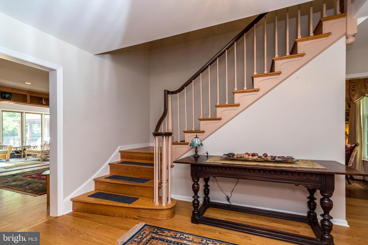 3 Sycamore Ln